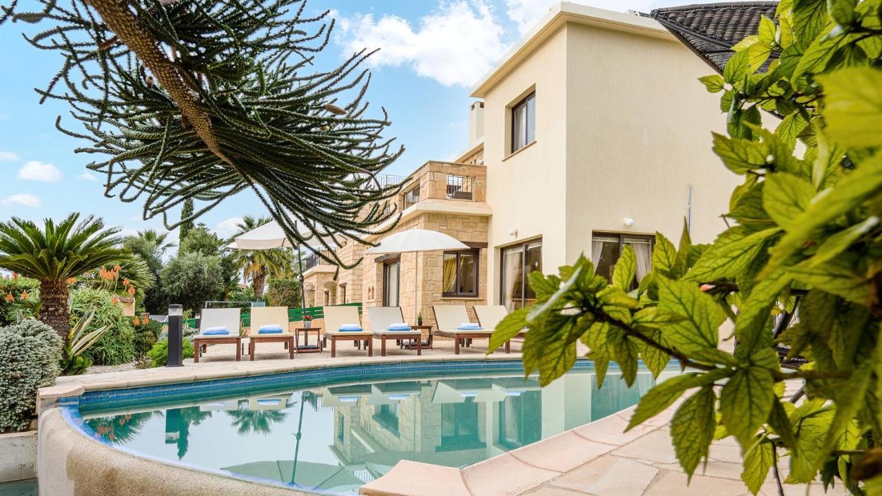 Villa Camelot By Ezoria Villas Korall-öböl Kültér fotó