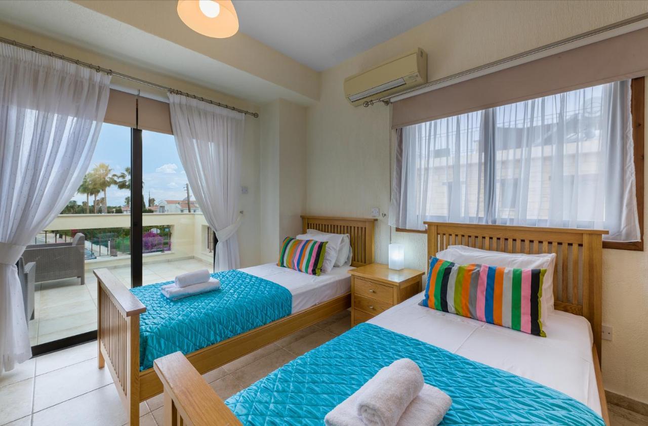 Villa Camelot By Ezoria Villas Korall-öböl Kültér fotó