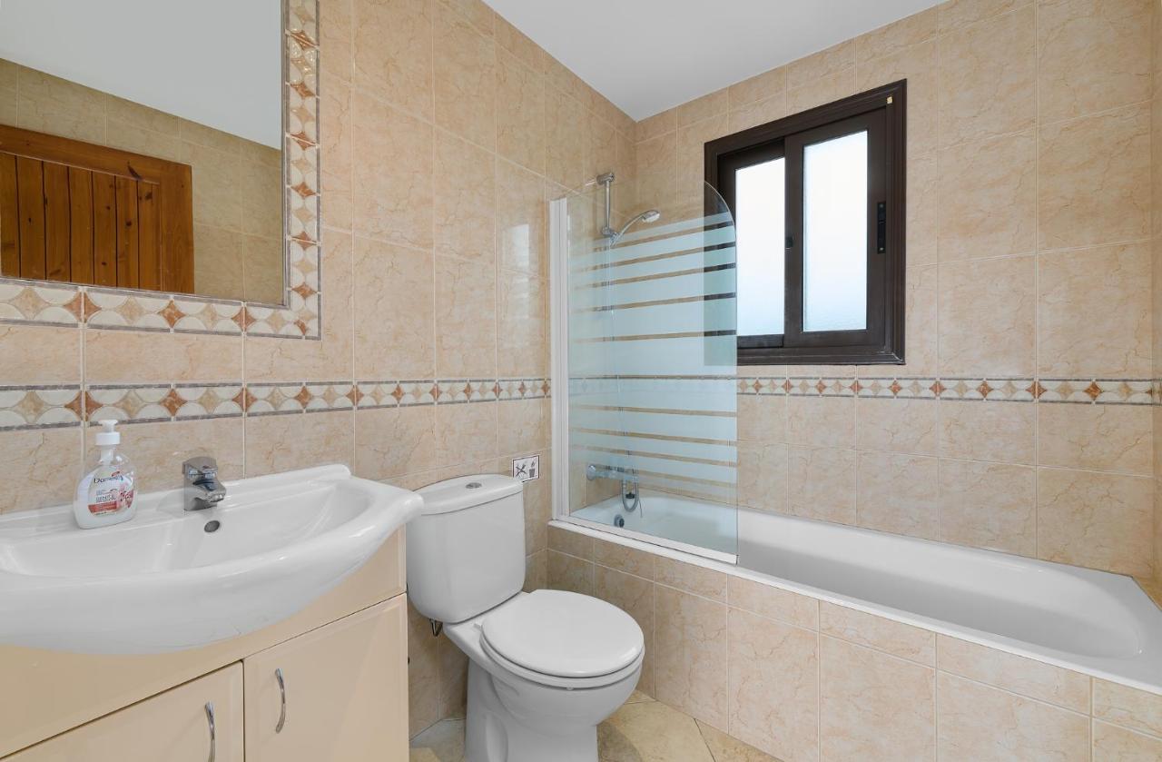 Villa Camelot By Ezoria Villas Korall-öböl Kültér fotó