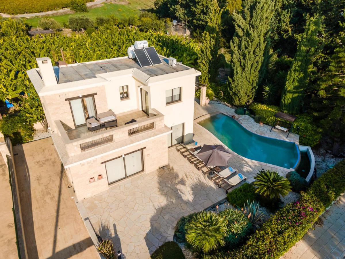 Villa Camelot By Ezoria Villas Korall-öböl Kültér fotó